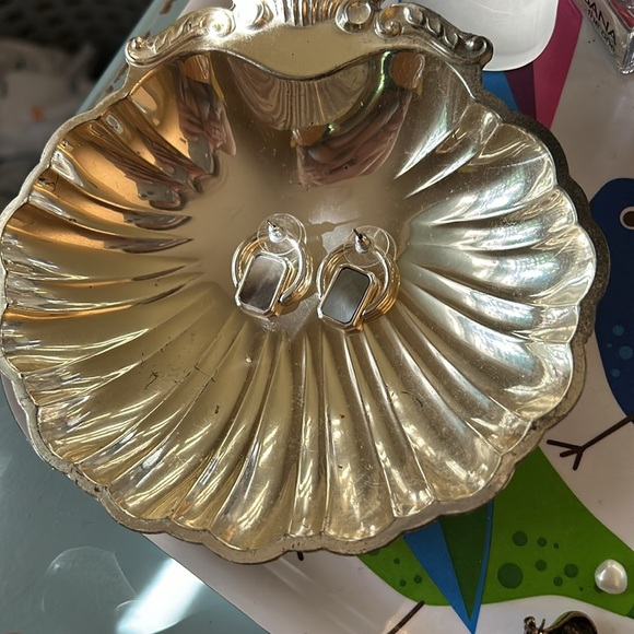 Madewell sterling silver shell door knocker earrings - Picture 2 of 4